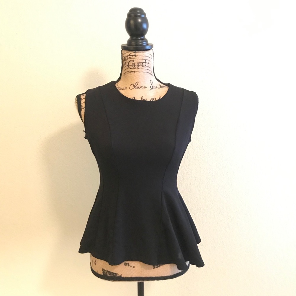 Black peplum H&M sleeveless top with gold zipper